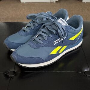 Reebok Navy and Neon Yellow Athletic/Casual Retro Shoes